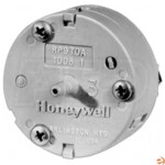 Honeywell Pneumatic Capacity Relay, Direct Acting, Wall, in-Line or Panel Mounted 