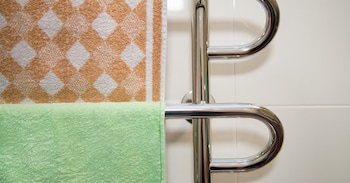 Hydronic Towel Warmer Buying Guide